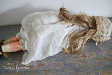 Lade das Bild in den Galerie-Viewer, Antike Puppe SFBJ
