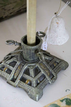 Lade das Bild in den Galerie-Viewer, Federbaum mit Ständer