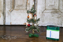 Lade das Bild in den Galerie-Viewer, Alte Weihnachtsbäume