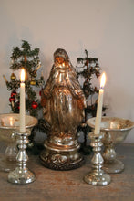 Lade das Bild in den Galerie-Viewer, Große antike Maria aus Silberglas