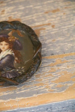 Lade das Bild in den Galerie-Viewer, Miniaturporträt