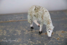 Afbeelding in Gallery-weergave laden, Grote houten schapen