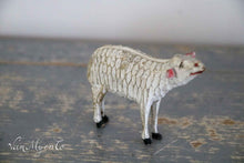 Afbeelding in Gallery-weergave laden, Grote houten schapen