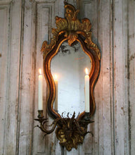 Afbeelding in Gallery-weergave laden, Antieke spiegel met kaarsenhouders
