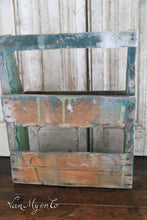 Load image into Gallery viewer, Swedish shelf in worn green
