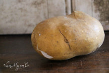 Load image into Gallery viewer, Potatoes
