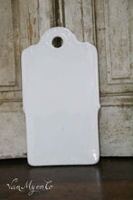 Load image into Gallery viewer, White bread boards
