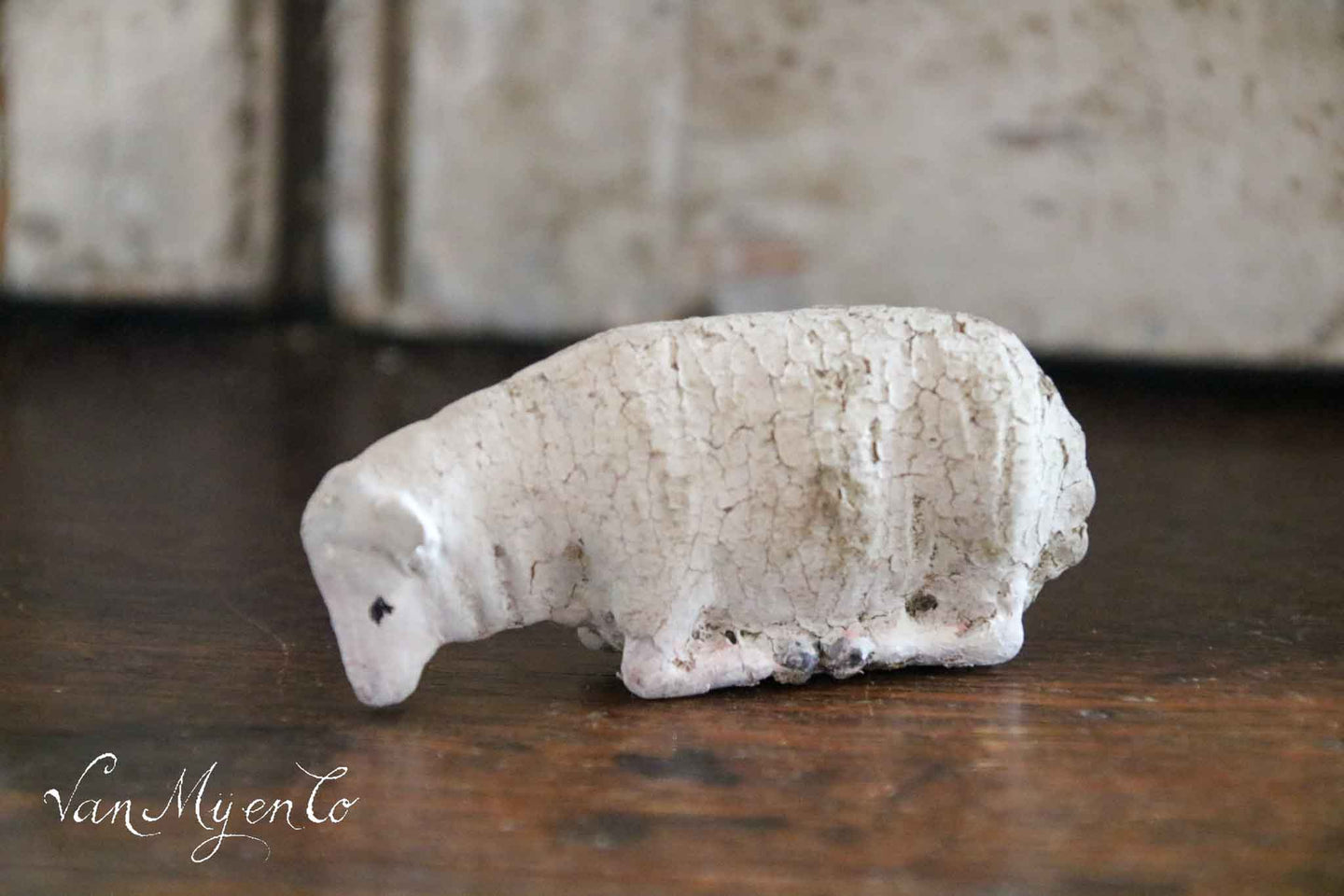 Hirte mit Schaf aus Holz