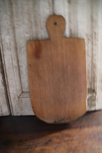 Lade das Bild in den Galerie-Viewer, Antikes Steckbrett/Schneidebrett
