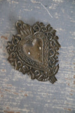 Afbeelding in Gallery-weergave laden, Klein ex voto hartje   1
