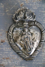 Afbeelding in Gallery-weergave laden, Zilveren ex voto met maria
