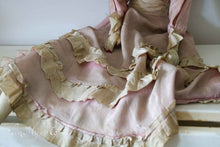 Afbeelding in Gallery-weergave laden, Franse sofadoll in roze.
