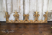 Afbeelding in Gallery-weergave laden, Bois doré ornamenten
