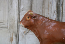 Lade das Bild in den Galerie-Viewer, Großer Pappmaché-Stier
