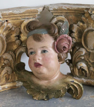 Lade das Bild in den Galerie-Viewer, Hölzerner Engelskopf aus dem Jahr 1700
