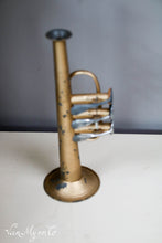 Afbeelding in Gallery-weergave laden, Blikken trompetje
