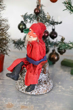 Lade das Bild in den Galerie-Viewer, Zittend kerstmannetje
