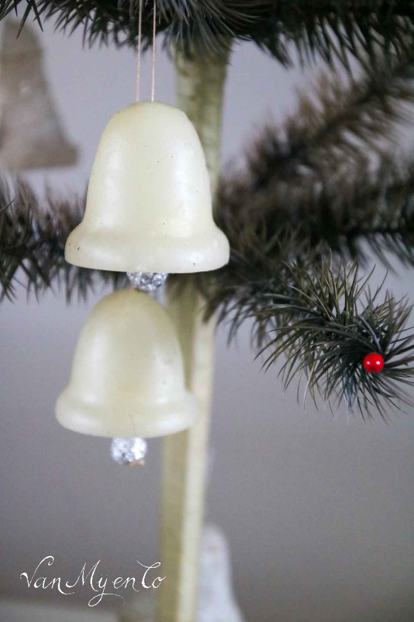 Wassen kerstklokken