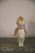 Lade das Bild in den Galerie-Viewer, Google Eye Puppe
