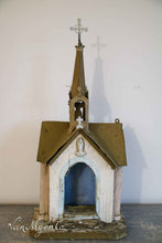 Lade das Bild in den Galerie-Viewer, Holzkirche
