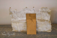 Afbeelding in Gallery-weergave laden, Wintertafereel van papier maché
