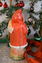 Lade das Bild in den Galerie-Viewer, Kleiner Weihnachtsmann-Süßigkeitenbehälter mit Watteglocke
