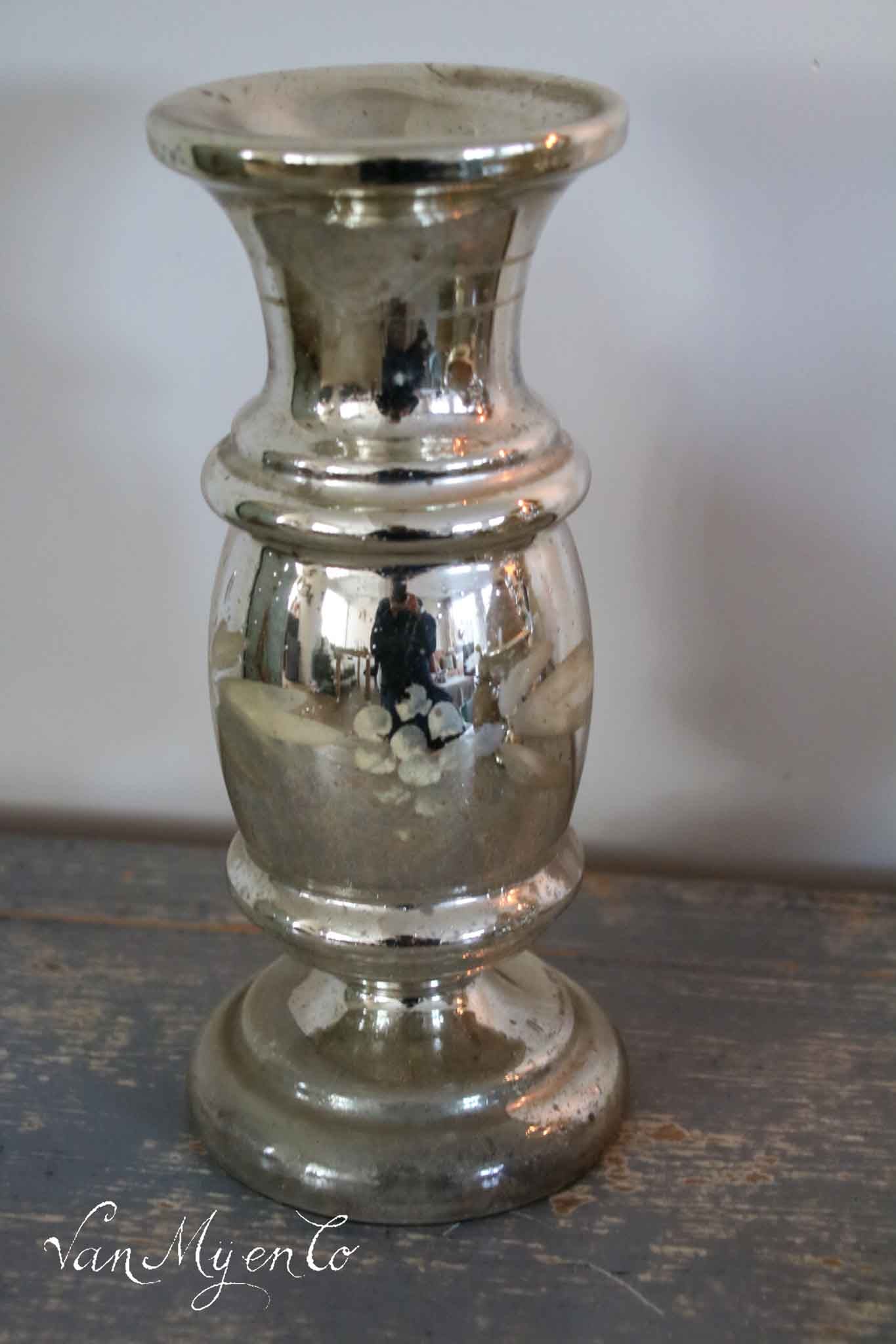 Silver glass vase with decoration in white (5)