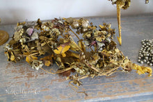 Load image into Gallery viewer, Antique branches of brass brass
