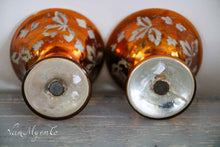 Load image into Gallery viewer, Jars in gold glass
