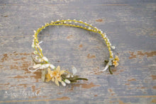 Load image into Gallery viewer, Wreath with wax flowers
