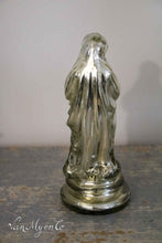 Lade das Bild in den Galerie-Viewer, Antikes Silberglas Maria
