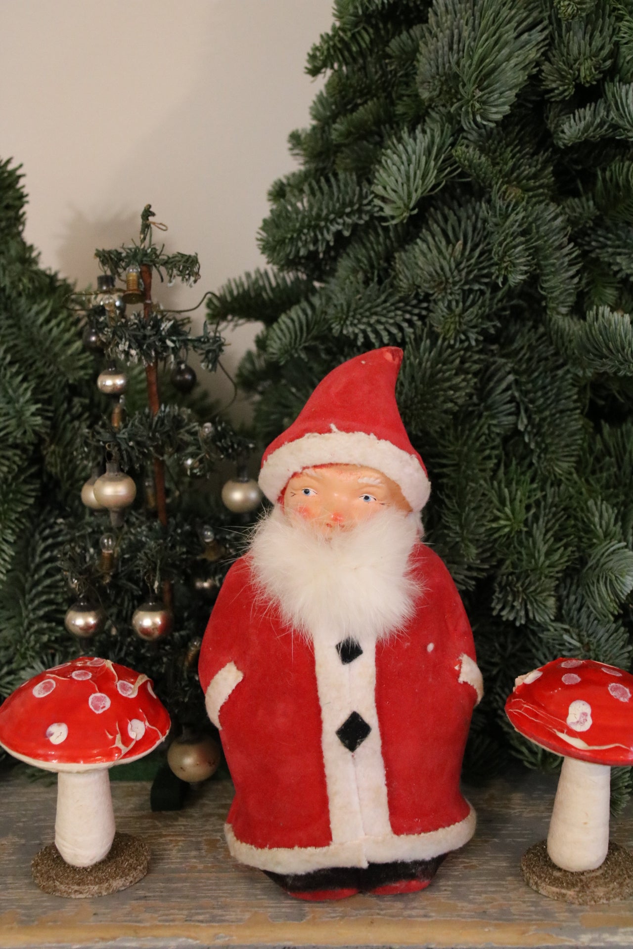 Kerstman candycontainer met dik buikje