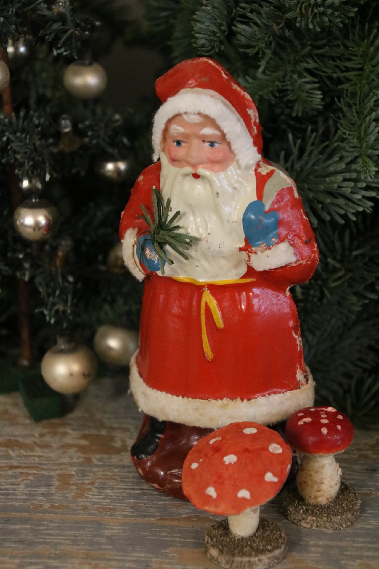 Kerstman candycontainer met 'bontrandje'