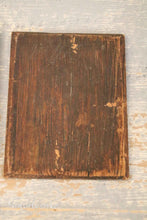 Lade das Bild in den Galerie-Viewer, Antike Porträts von Damen auf Holztafeln

