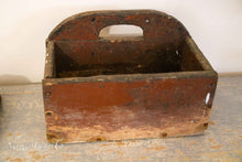 Load image into Gallery viewer, Sturdy wooden box
