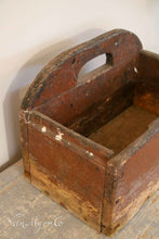 Load image into Gallery viewer, Sturdy wooden box
