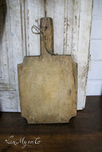 Lade das Bild in den Galerie-Viewer, Antike Schneidebretter
