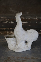 Afbeelding in Gallery-weergave laden, Haantje van porselein in kleur (2)
