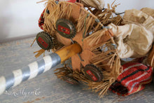 Load image into Gallery viewer, Folk instrument
