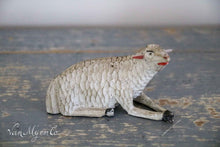 Afbeelding in Gallery-weergave laden, Grote houten schapen
