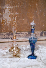 Afbeelding in Gallery-weergave laden, Oude parfumflesjes
