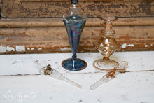 Afbeelding in Gallery-weergave laden, Oude parfumflesjes
