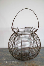 Afbeelding in Gallery-weergave laden, Eiermand
