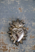 Afbeelding in Gallery-weergave laden, Antieke Franse zilveren exvoto
