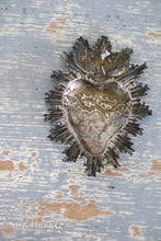 Afbeelding in Gallery-weergave laden, Antieke Franse zilveren exvoto

