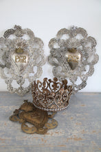 Load image into Gallery viewer, Crown with inlaid stones
