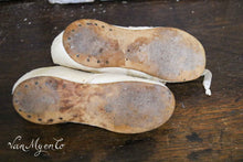 Load image into Gallery viewer, White faux fur girls' shoes
