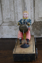 Afbeelding in Gallery-weergave laden, Mechanisch speelgoedfiguur
