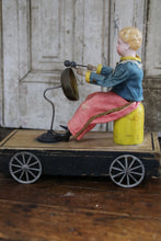 Afbeelding in Gallery-weergave laden, Mechanisch speelgoedfiguur
