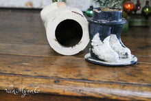 Load image into Gallery viewer, White Santa Claus candy container
